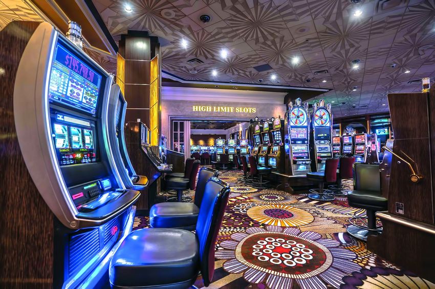 Les jackpots en ligne : pourquoi ils dominent les casinos terrestres